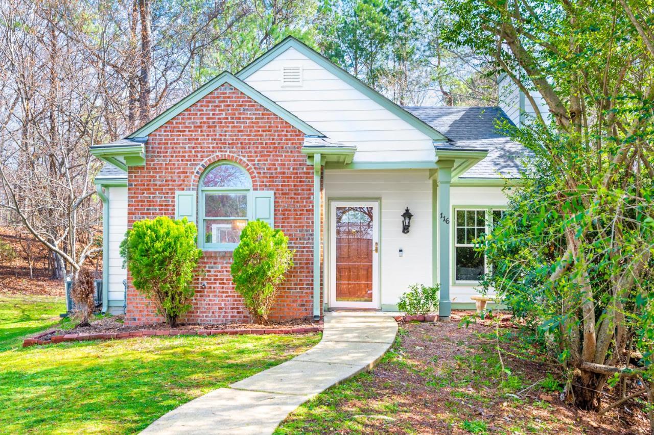 Cozy Industrial Kildaire Farms Home- Near Downtown Cary Exterior foto